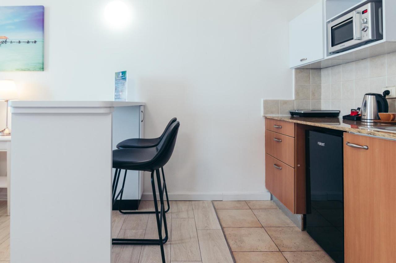 Almog Haifa Israel Apartments מגדלי חוף הכרמל Экстерьер фото